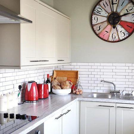 Bove Town House Apartments 글라스턴버리 외부 사진