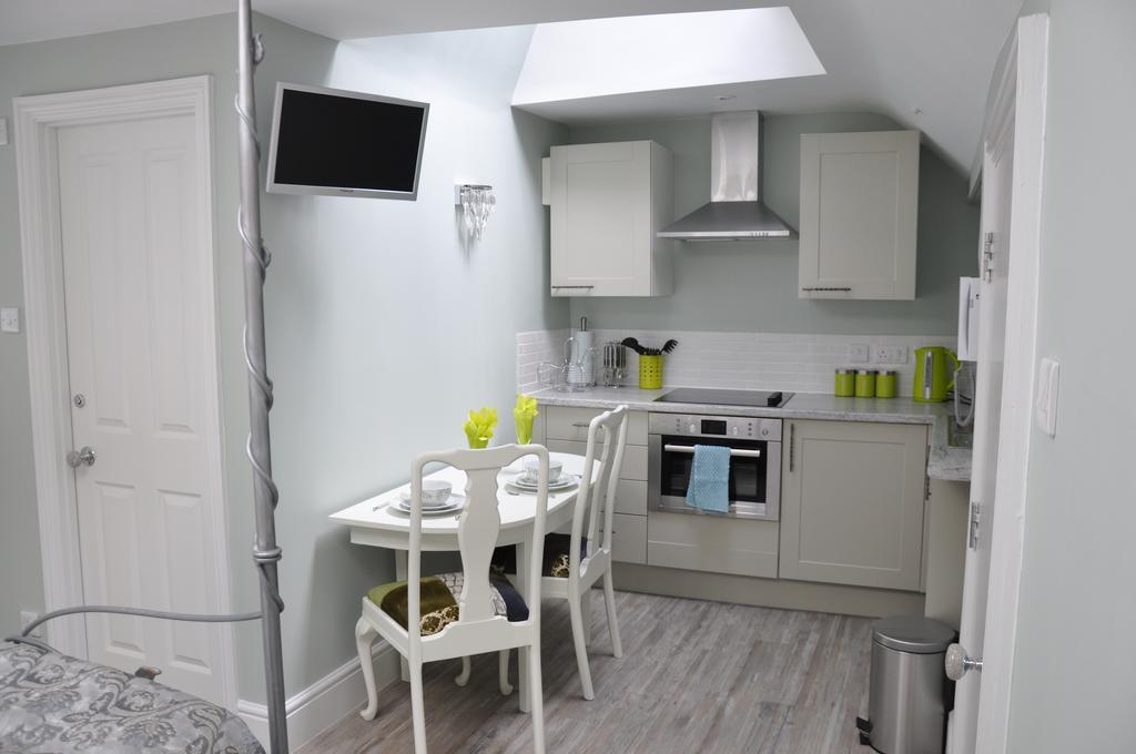 Bove Town House Apartments 글라스턴버리 객실 사진