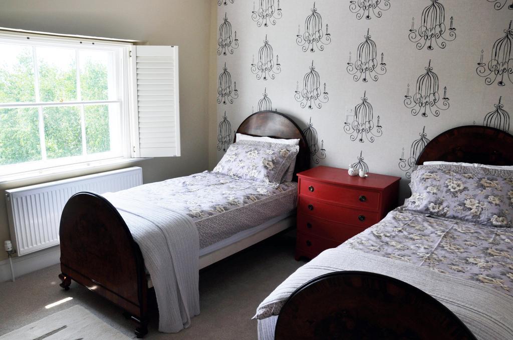 Bove Town House Apartments 글라스턴버리 객실 사진